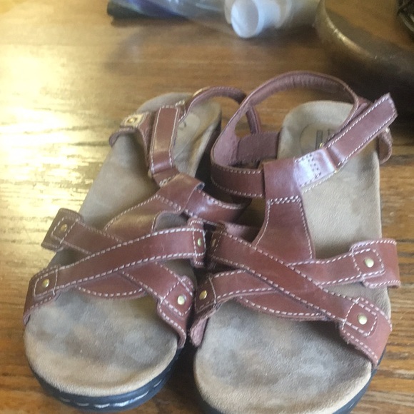 Shoes - Picture 1 of 2